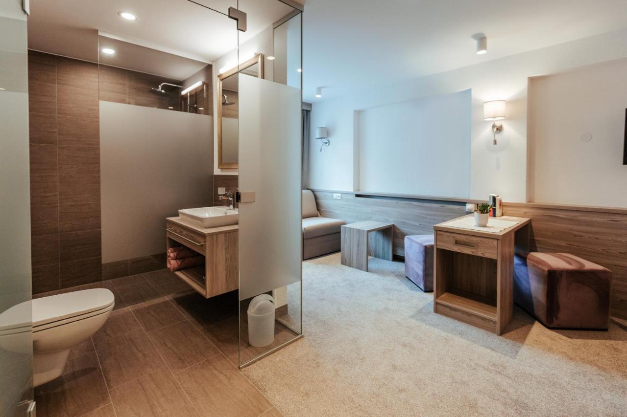 סנט לאונרד אים פיצטל Hotel St-Leonhard מראה חיצוני תמונה