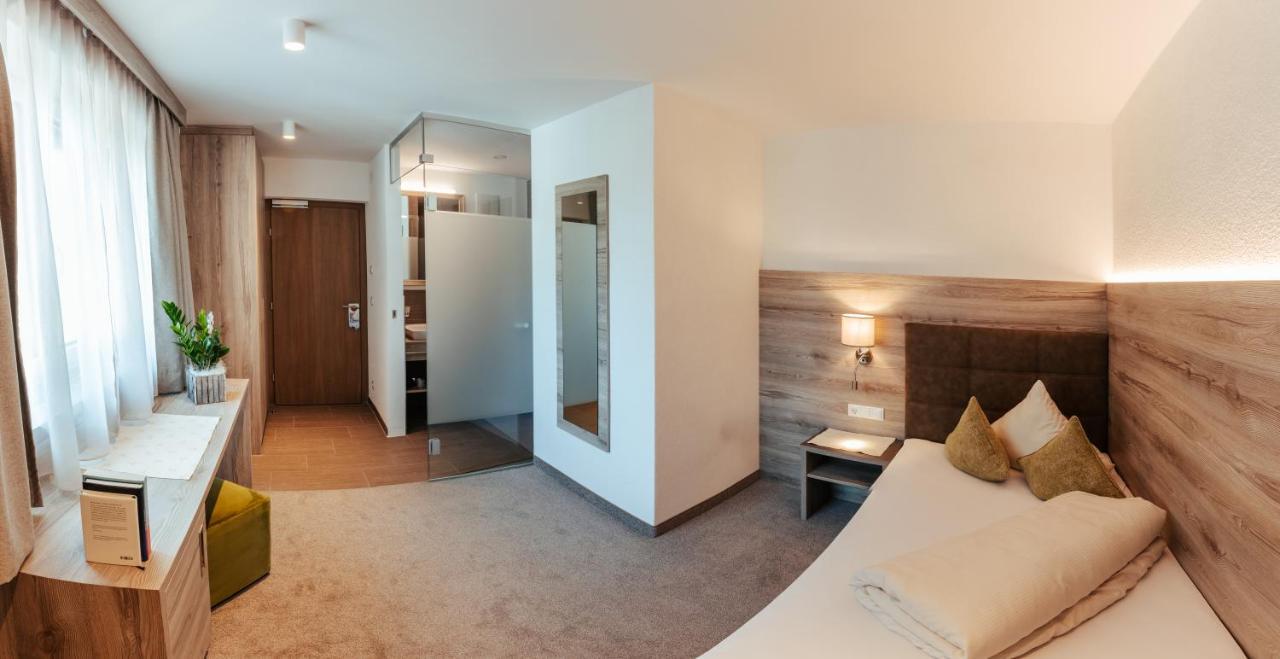 סנט לאונרד אים פיצטל Hotel St-Leonhard מראה חיצוני תמונה