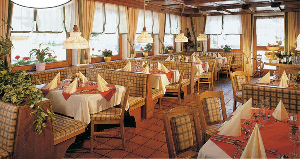 סנט לאונרד אים פיצטל Hotel St-Leonhard מראה חיצוני תמונה