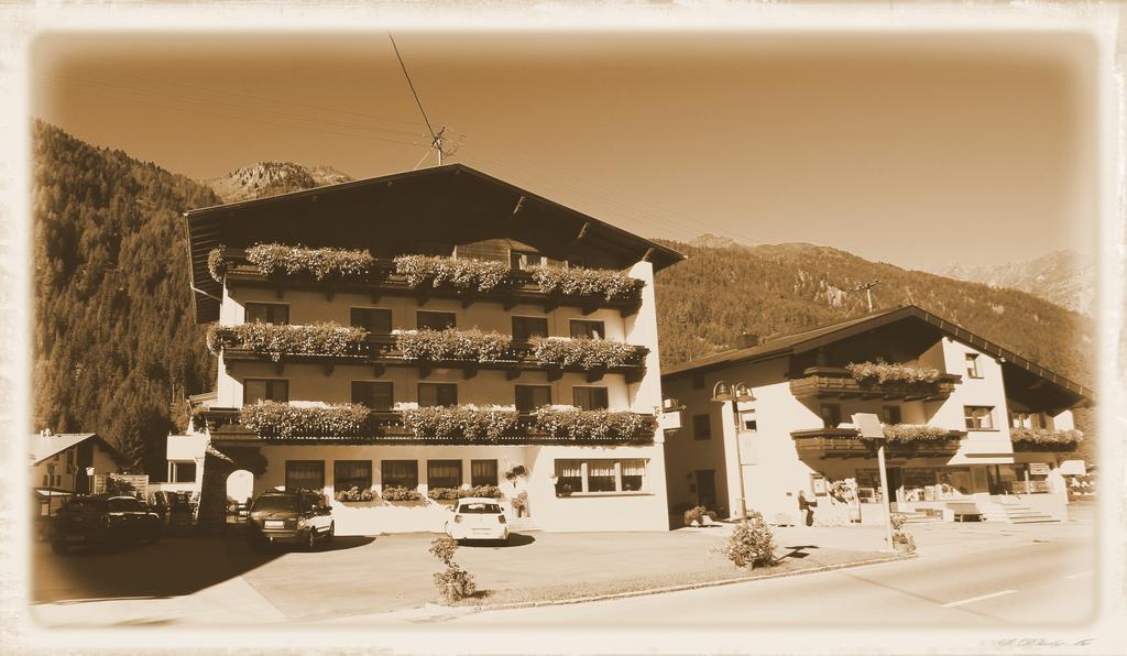 סנט לאונרד אים פיצטל Hotel St-Leonhard מראה חיצוני תמונה